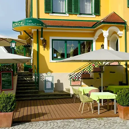 Dorf Grüner Baum