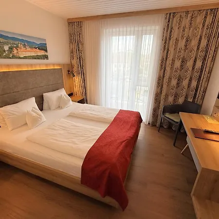 Szálloda Dorf Gruener Baum Maria Laach am Jauerling