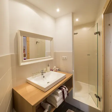 Dorf Gruener Baum Hotel Maria Laach am Jauerling