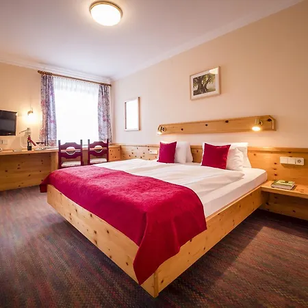 Dorf Gruener Baum Hotel 3*