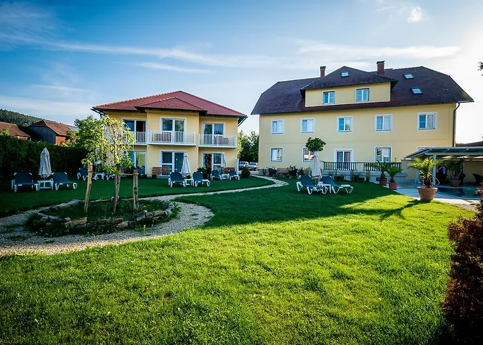 Dorf Gruener Baum 3*