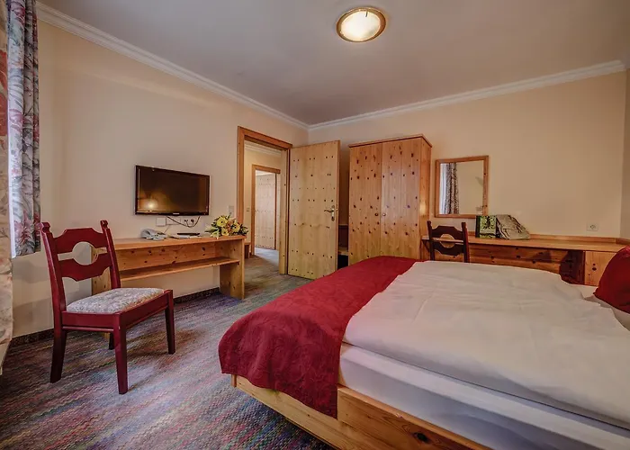 Dorf Gruener Baum ホテル